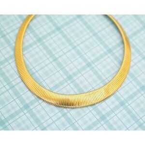 Simple Circular Gold Tone Choker Necklace - 17.5 inch - L4